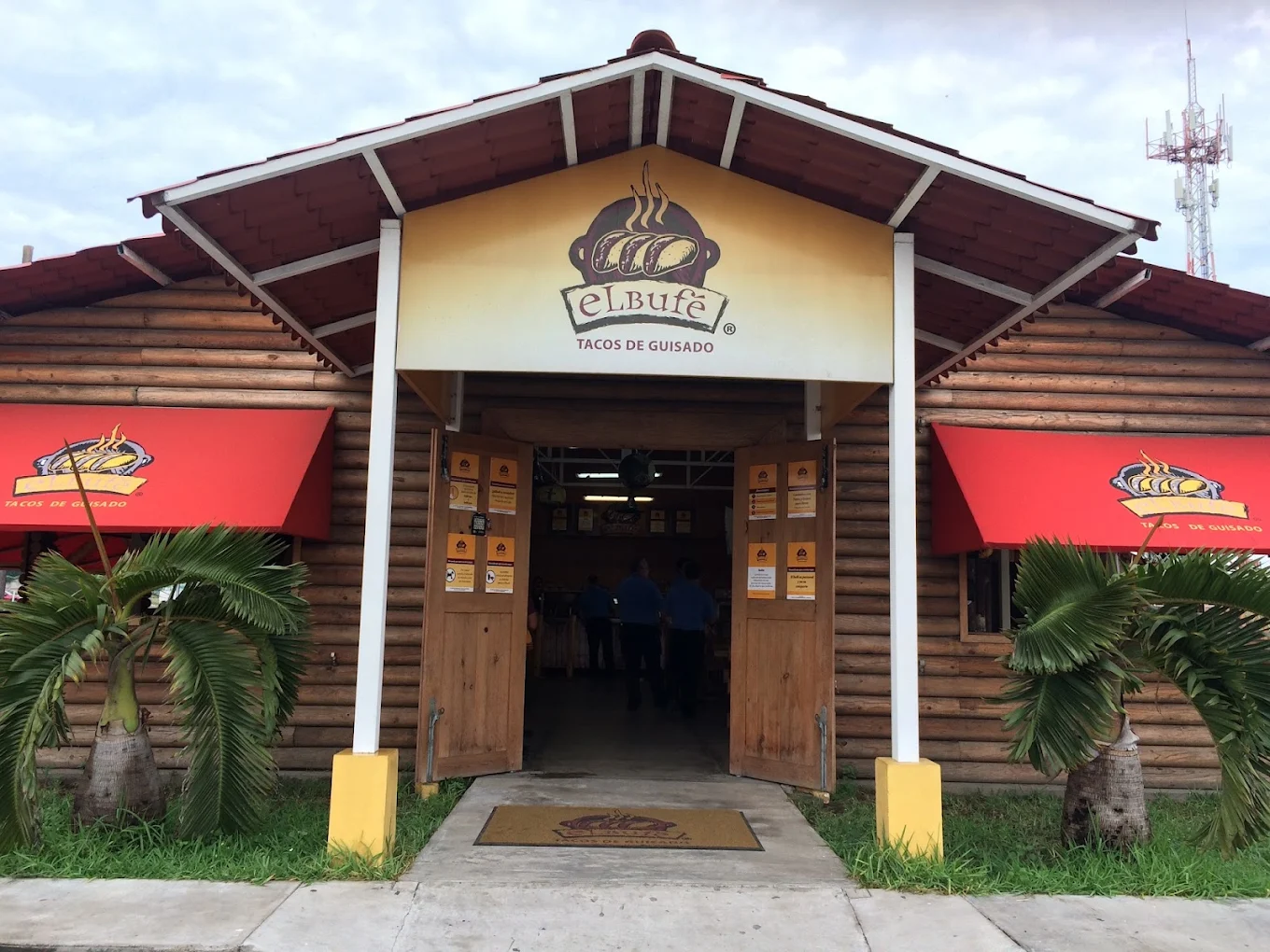 EL BUFÉ TACOS DE GUISADO /EVENTOS